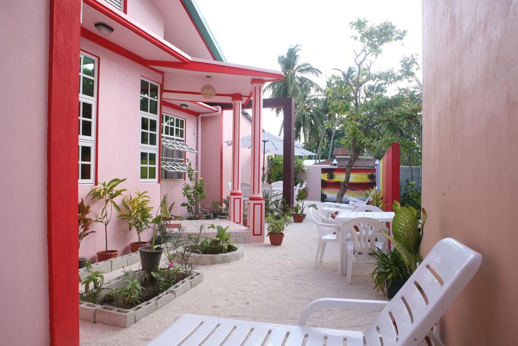 Equa Reef Maldives Hotel Addu City Eksteriør billede