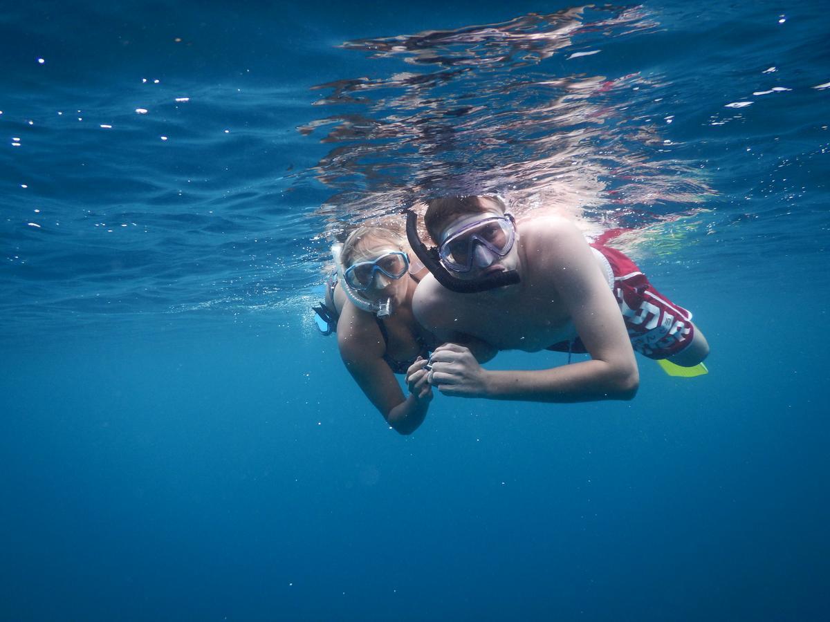 Equa Reef Maldives Hotel Addu City Eksteriør billede