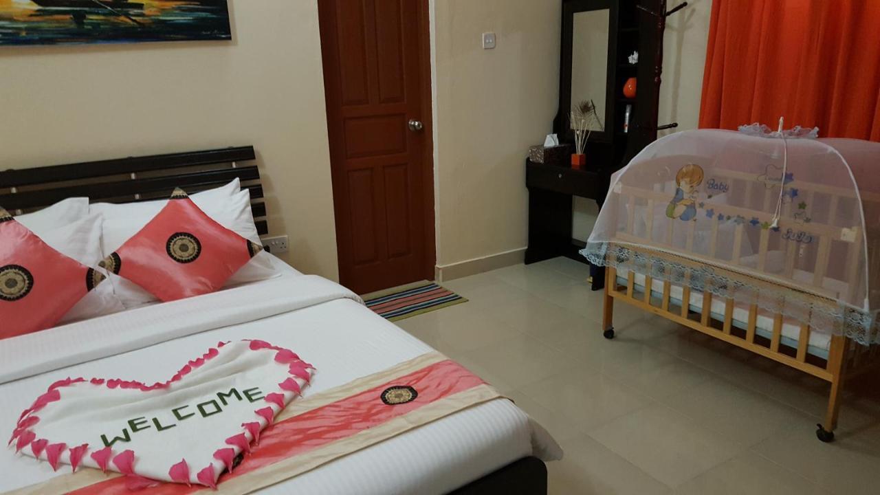 Equa Reef Maldives Hotel Addu City Eksteriør billede