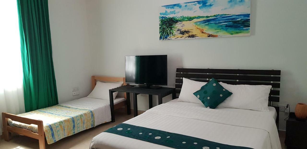 Equa Reef Maldives Hotel Addu City Eksteriør billede